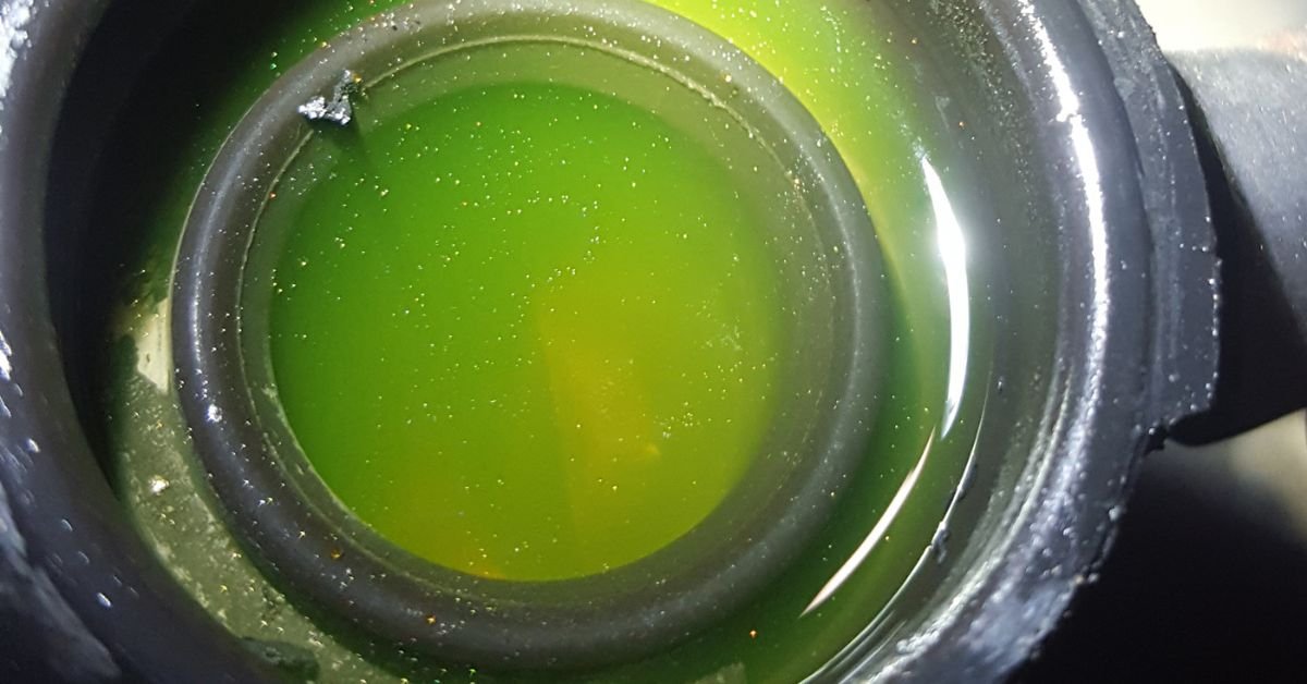 coolant in oil color